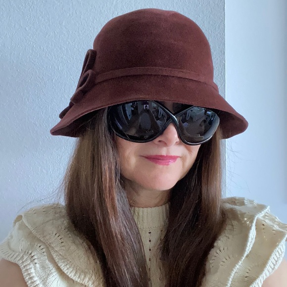 Helen Kaminski Australia Felt Hat Burgundy color - Picture 6 of 8